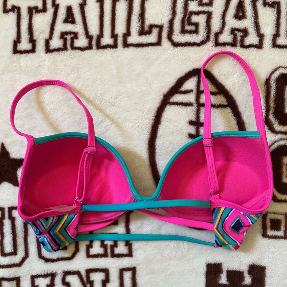 Bikini Set 👙 - Picture 3 of 8